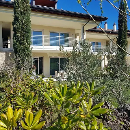 Luxury Beauty Gardens Daire