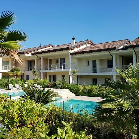 Luxury Beauty Gardens * Sirmione